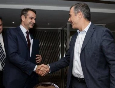 Πρόβλημα για τον Κυριάκο Μητσοτάκη η θέση του Σταύρου Θεοδωράκη υπέρ της «Συμφωνίας των Πρεσπών»